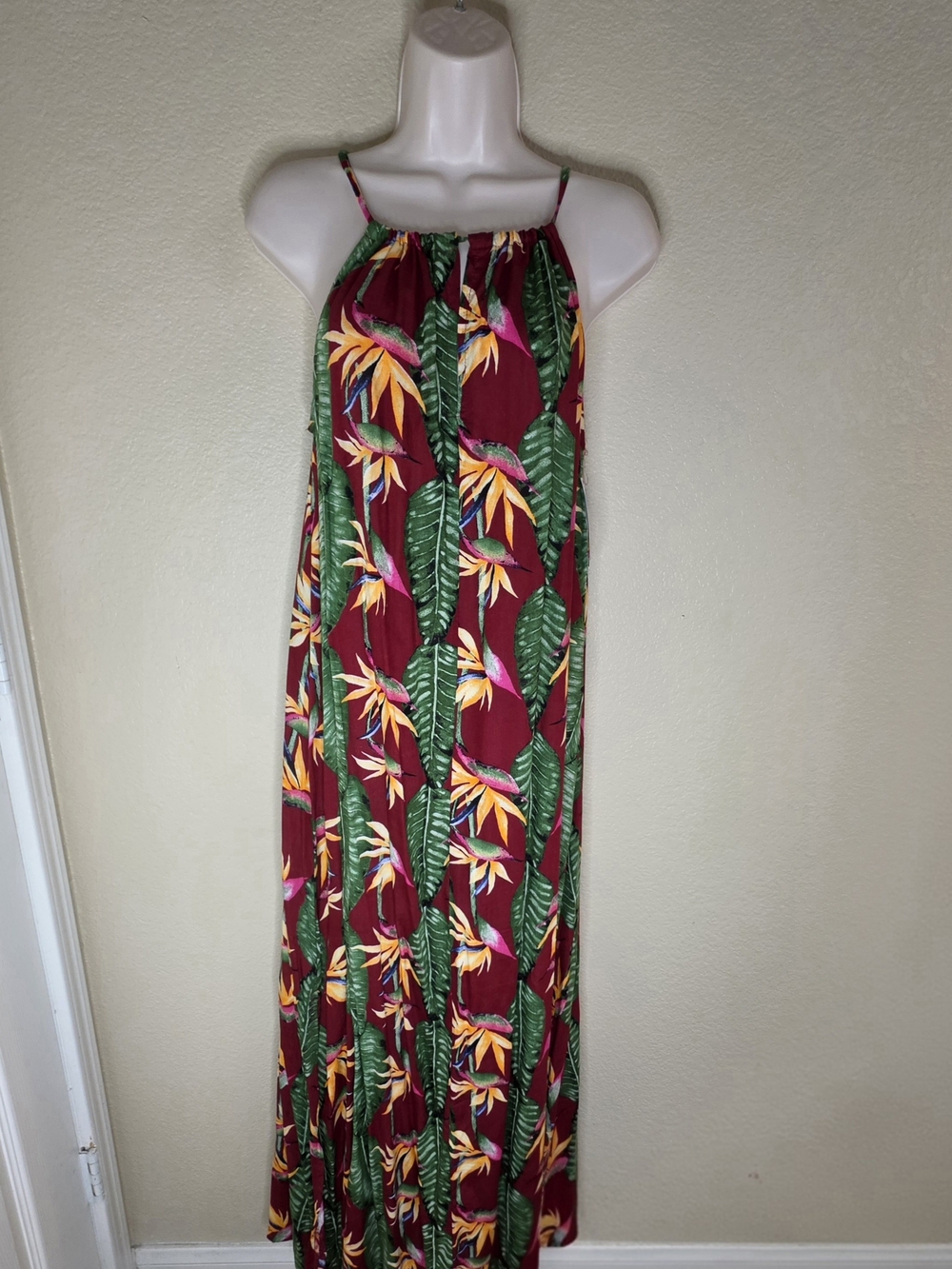 Hula Bay of Honolulu Maui Maxi Dress Size S 3/5 NWT Tropical Hawaiian